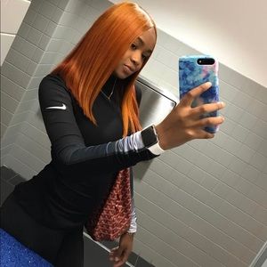 Meet your Posher, Tee